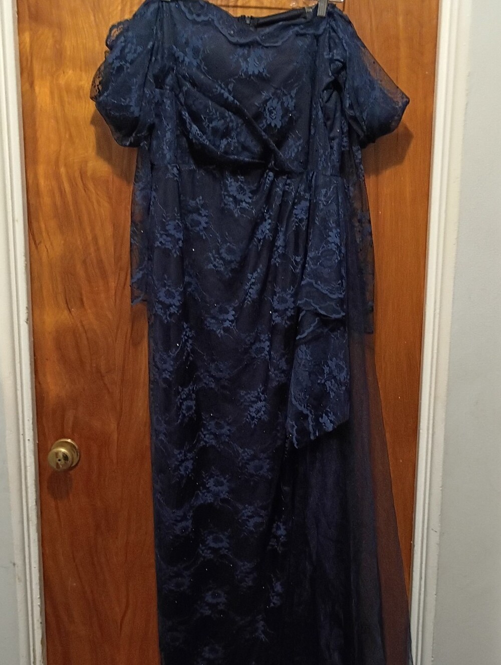 Navy Lace Evening Dress - Elegant Women's Formal Gown